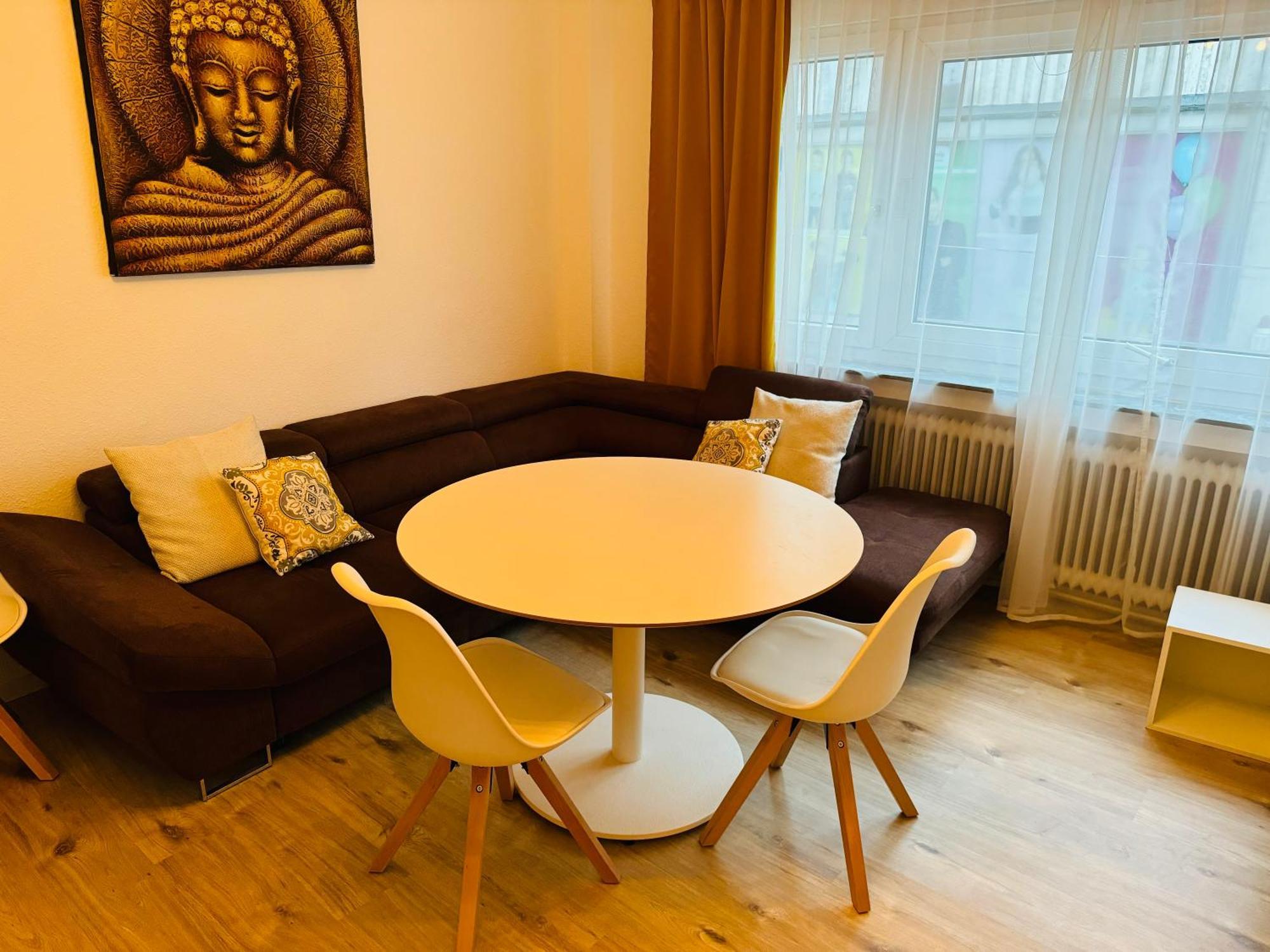 Zentrale Wohnung Mit Balkon Koblenz  Exterior photo